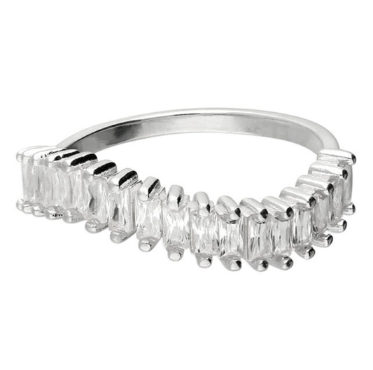 Soft cubic zirconia wave baguette